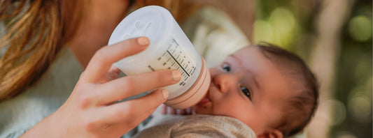 How to Bottle Feed a Newborn Correctly